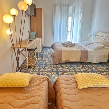 Le Bateau Bleu Bed & Breakfast Porto Cesareo Exterior foto
